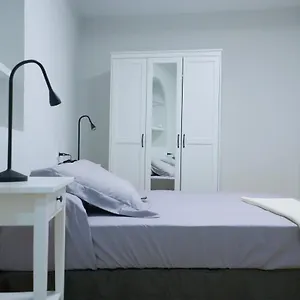 https://pretty-town-hall-apartment.top-hotels-tarragona.com